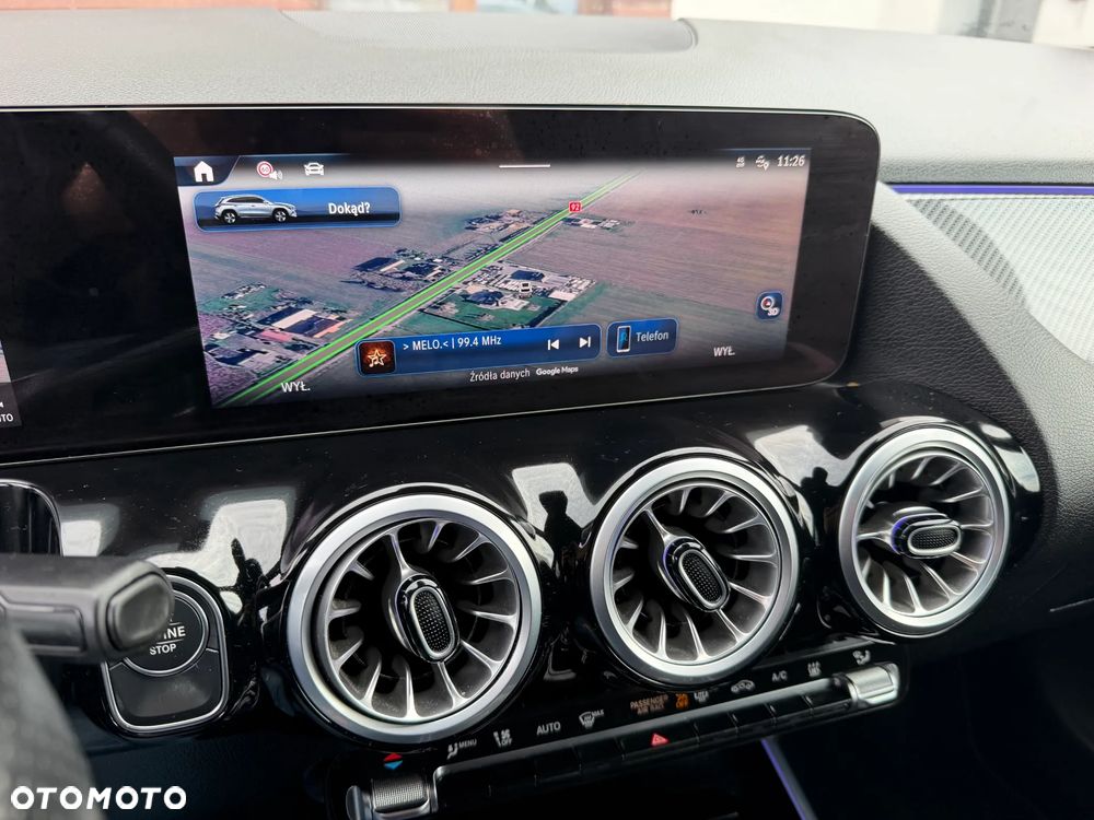 Mercedes-Benz GLA - 18