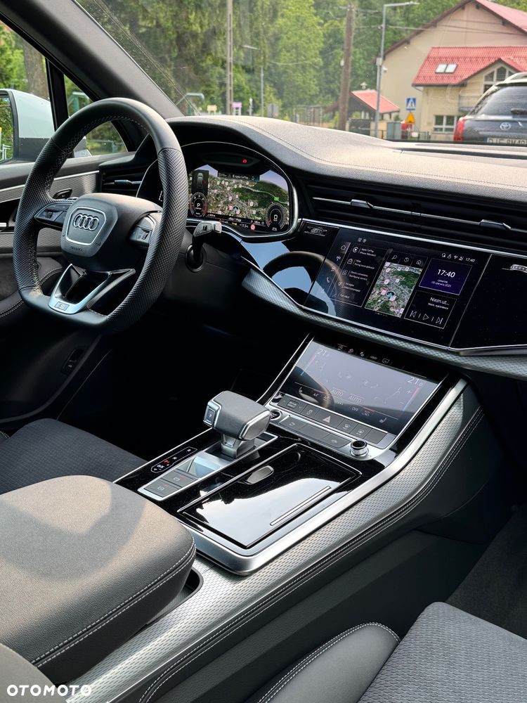 Audi Q7 - 7