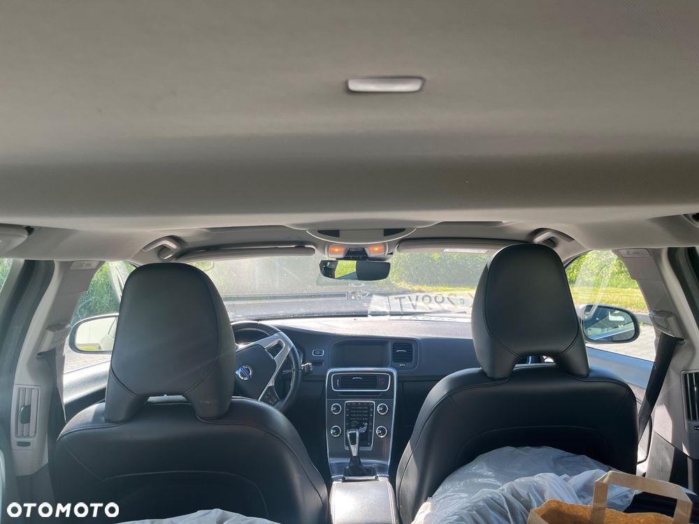 Volvo V60 D2 Drive-E Summum - 11