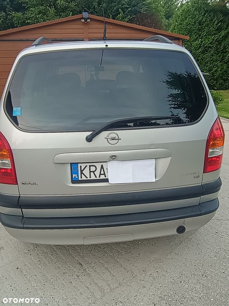 Opel Zafira - 2
