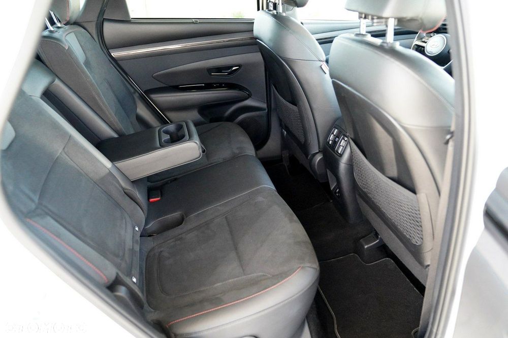 Hyundai Tucson - 24
