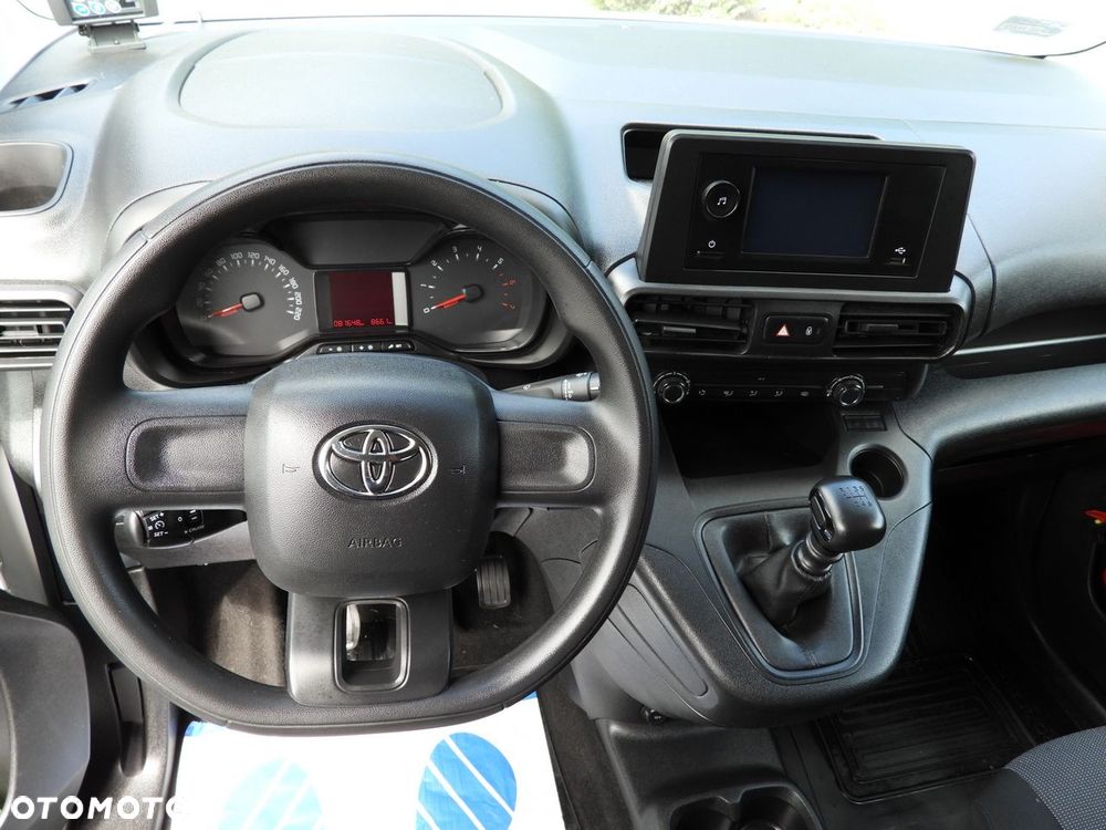 Toyota PROACE CITY  FURGON CHŁODNIA  -15*C ZASILANIE 230V TEMPOMAT KLIMATYZACJA  100KM - 29