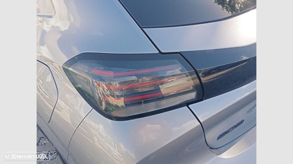 Peugeot 208 1.2 Hybrid Allure e-DCS6 - 10