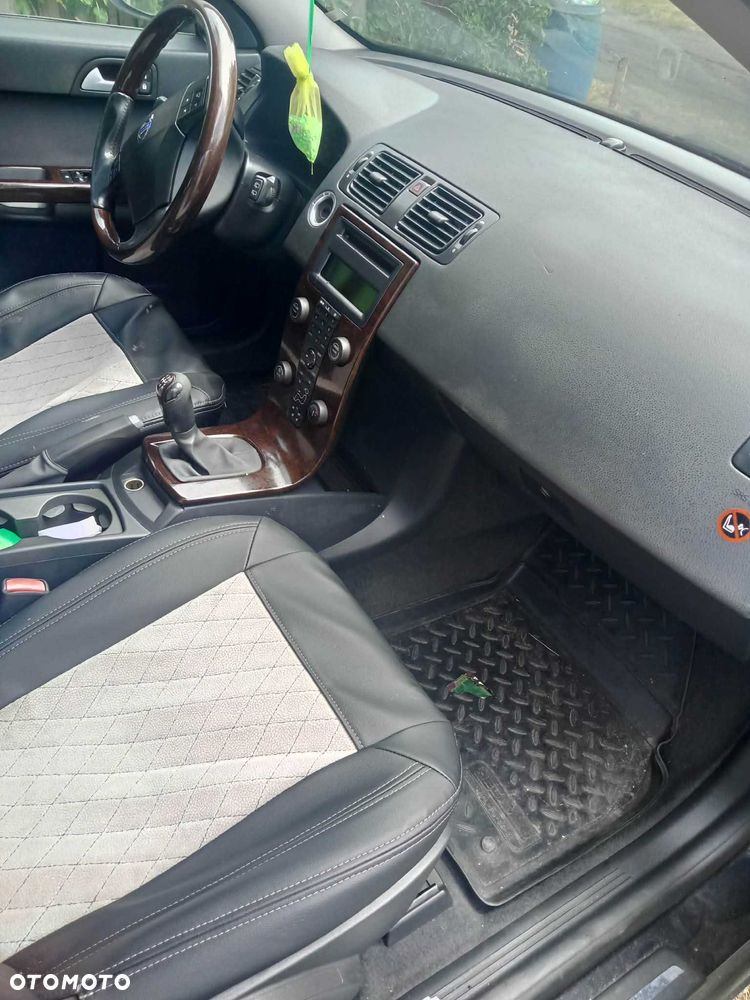 Volvo V50 - 5