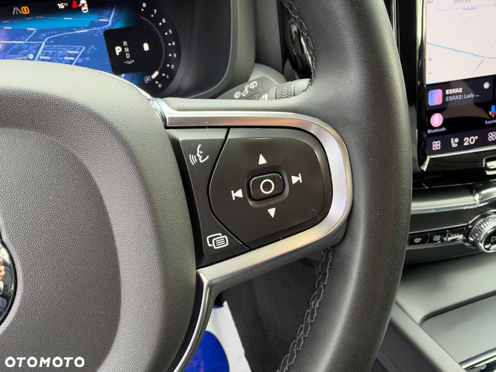 Volvo XC 60 B4 B Momentum Pro - 25