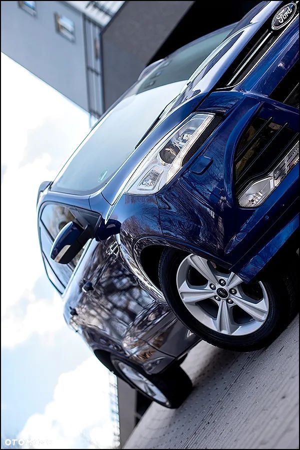 Ford Kuga - 16