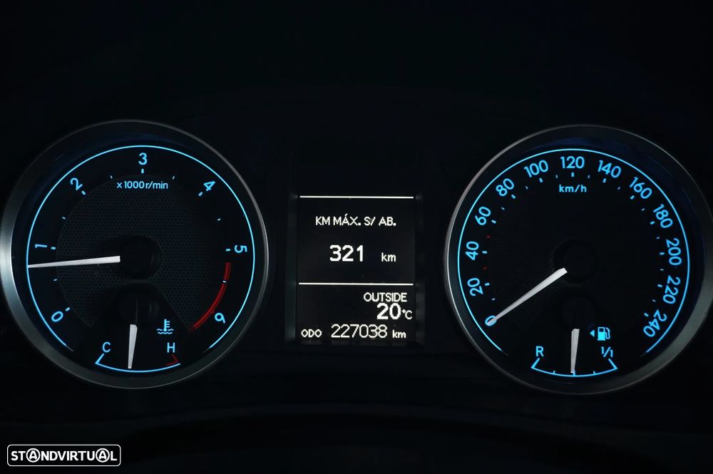 Toyota Auris Touring Sports 1.4 D-4D Life - 11