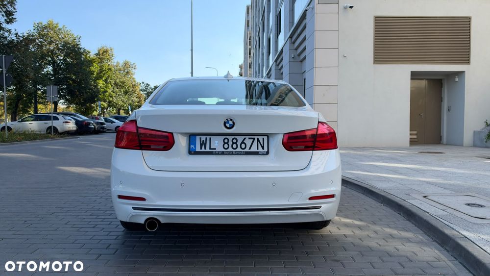 BMW Seria 3 318i Sport Line - 6