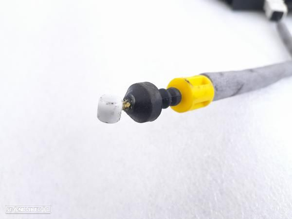 Fecho Porta Tras Dto Mercedes-Benz C-Class (W204) - 2