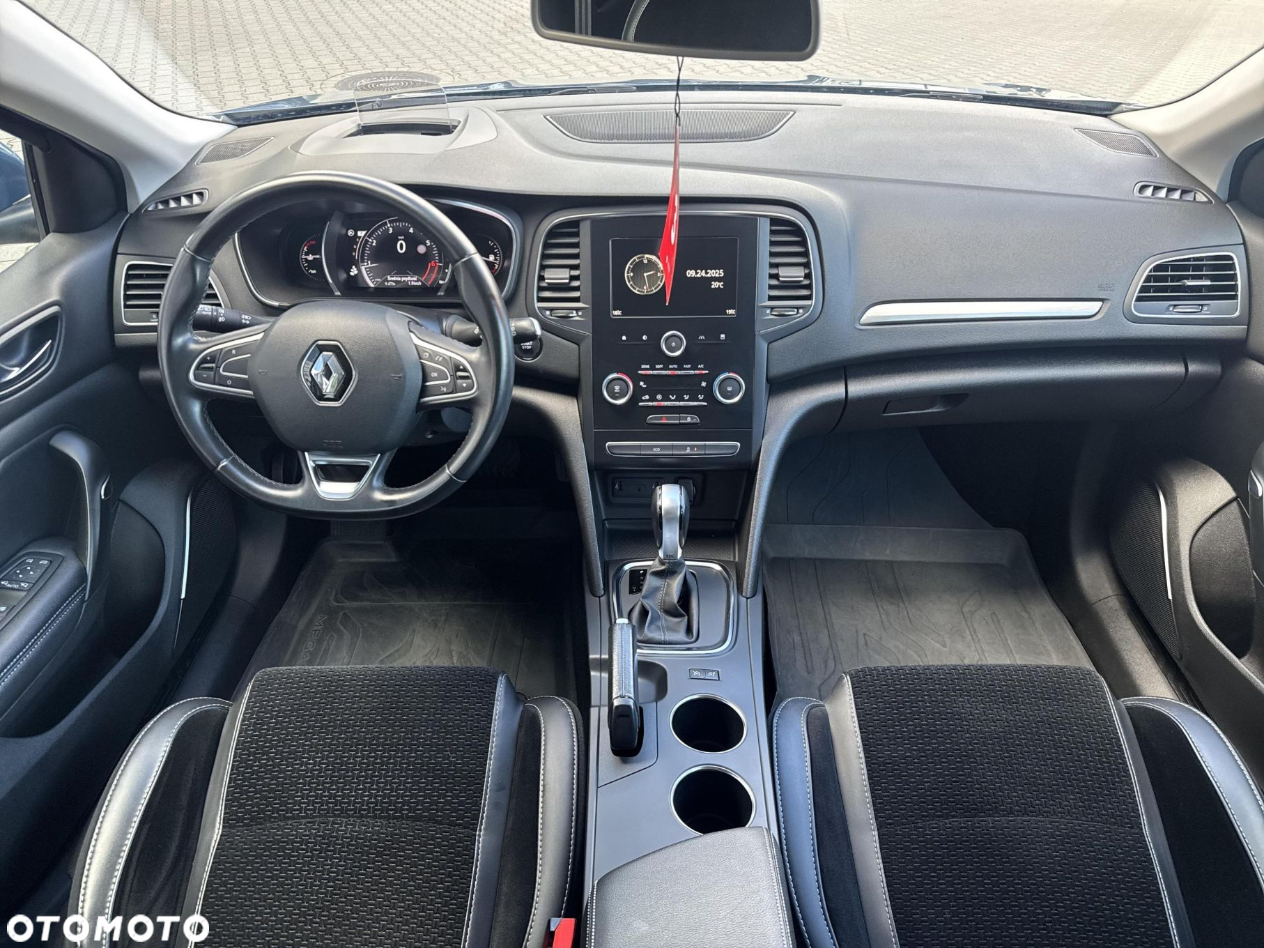 Renault Megane 1.3 TCe FAP Intens EDC - 10