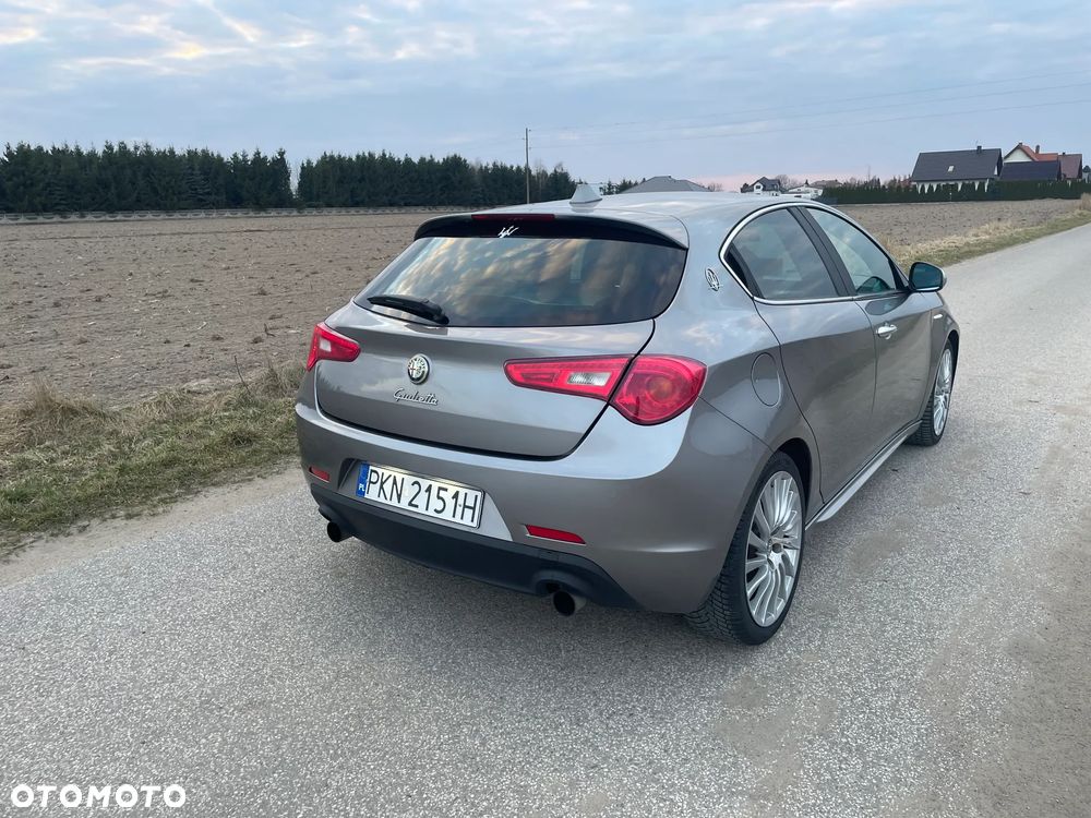 Alfa Romeo Giulietta 1750 TBi Quadrifoglio Verde - 7