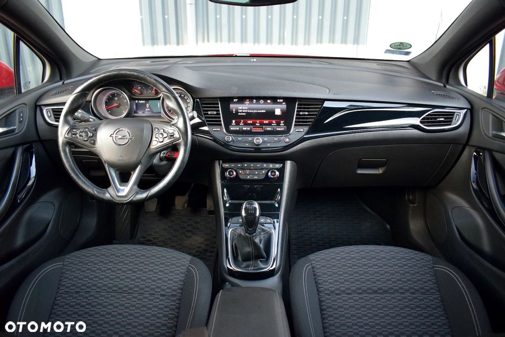 Opel Astra 1.4 T Dynamic - 17