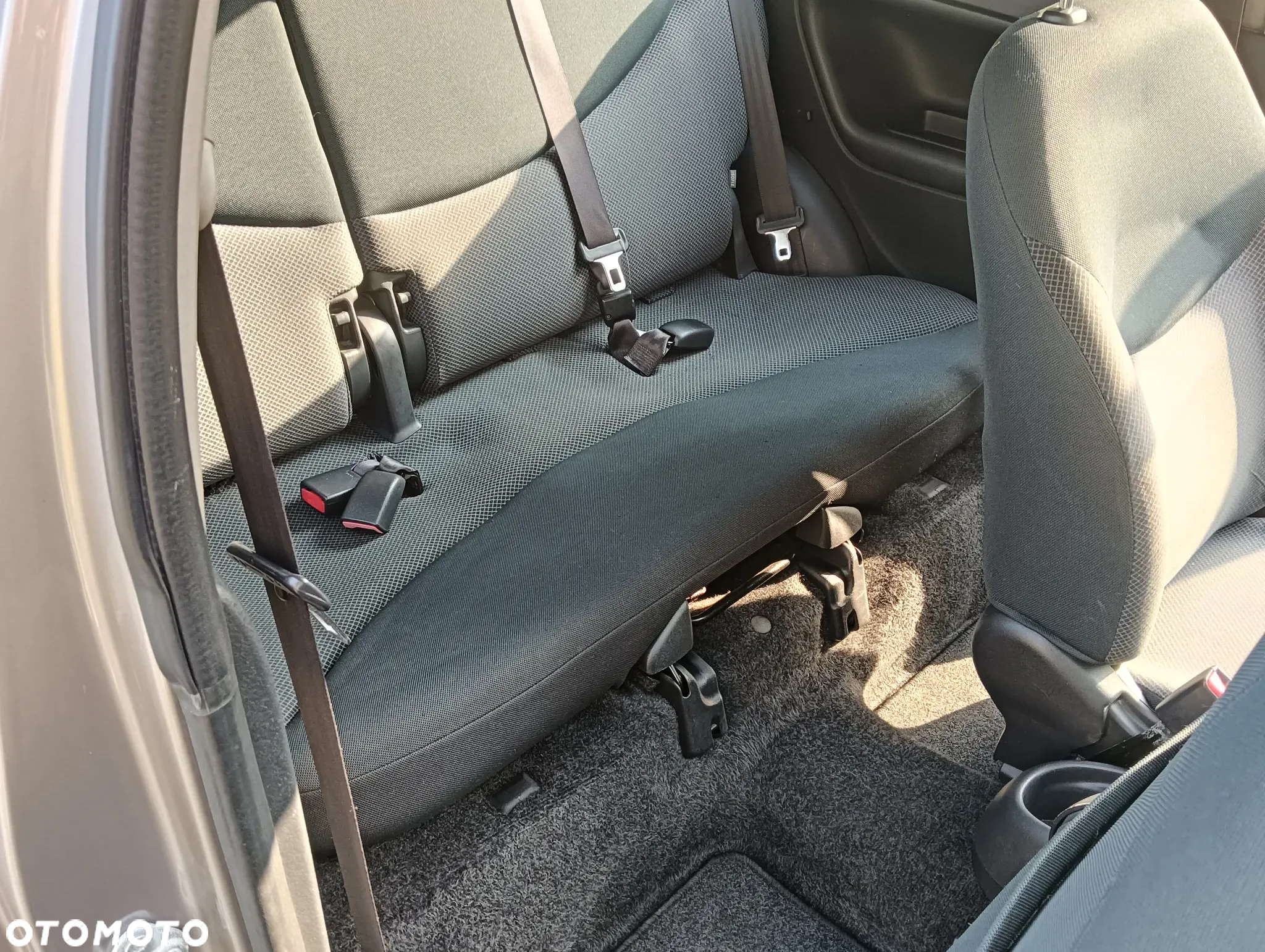 Toyota Yaris 1.4 D-4D - 17