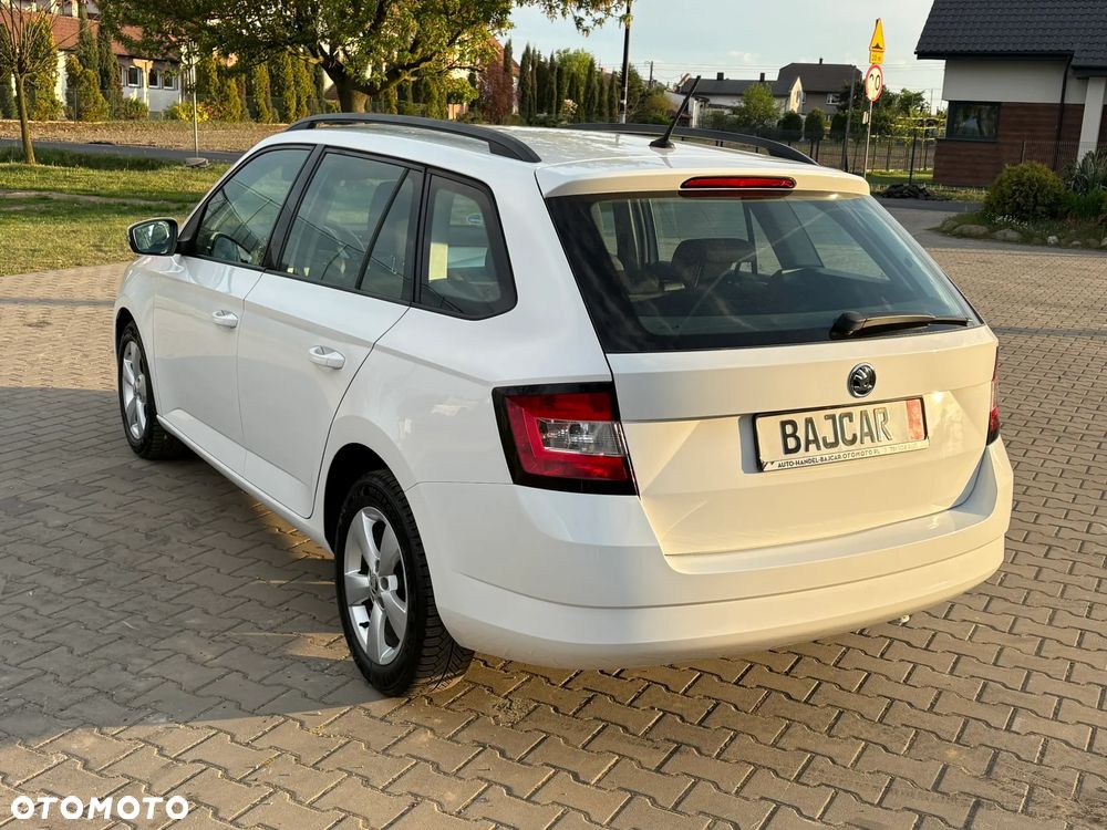 Skoda Fabia 1.0 MPI Edition - 5