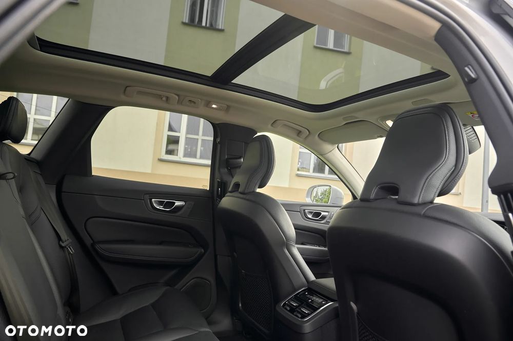Volvo XC 60 - 28