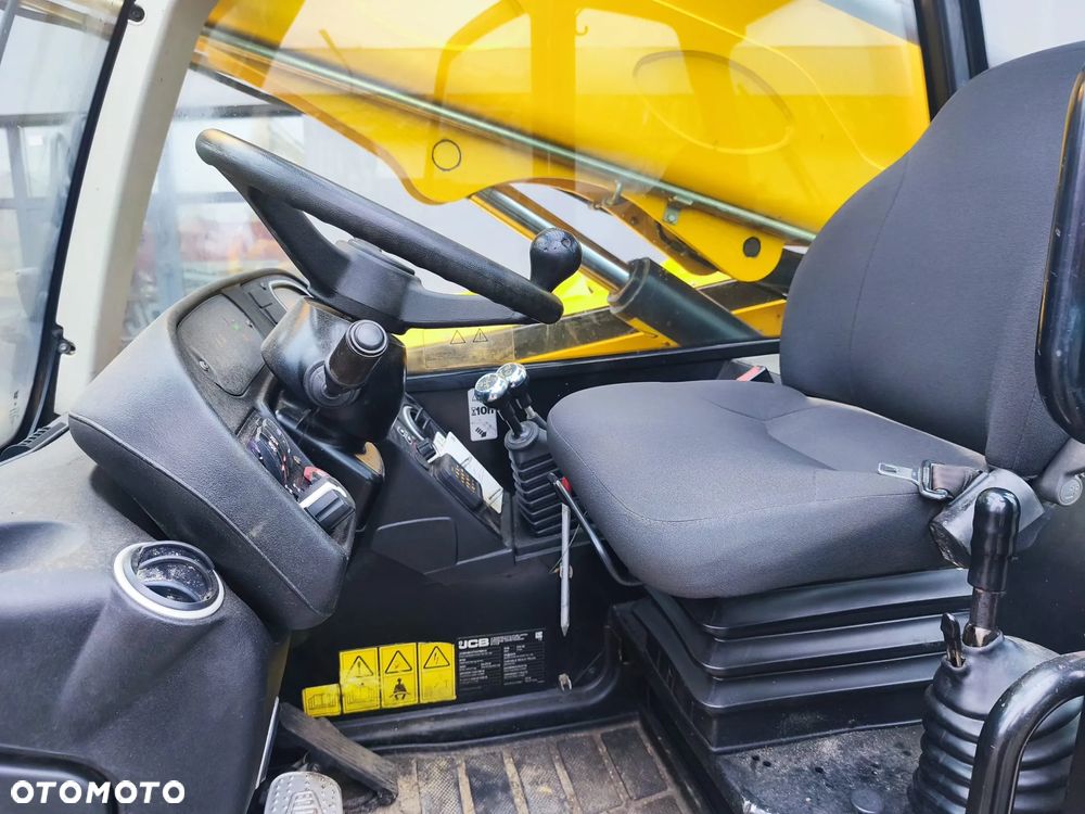 JCB 535-95 (698) - 11