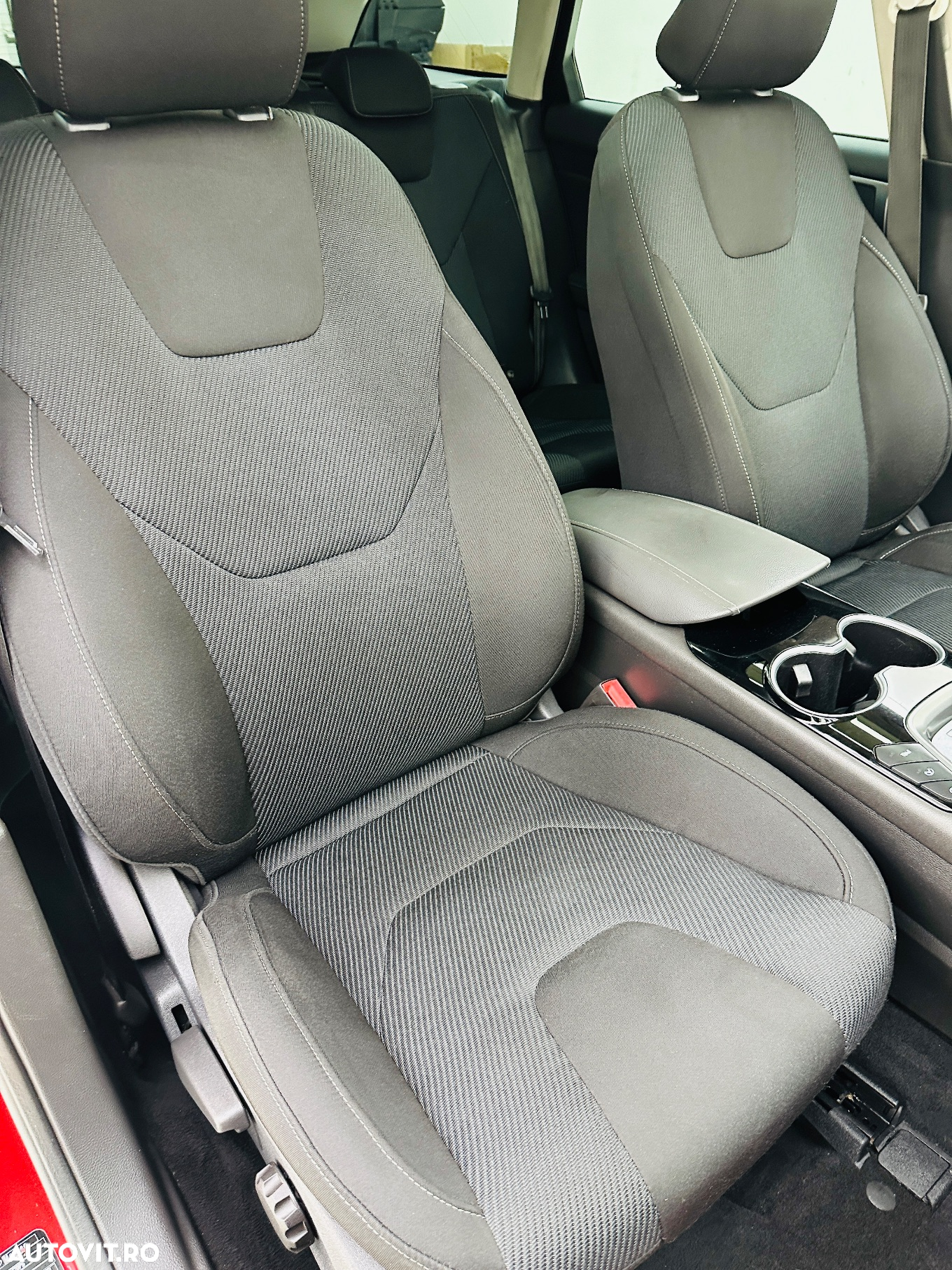 Ford Mondeo - 17