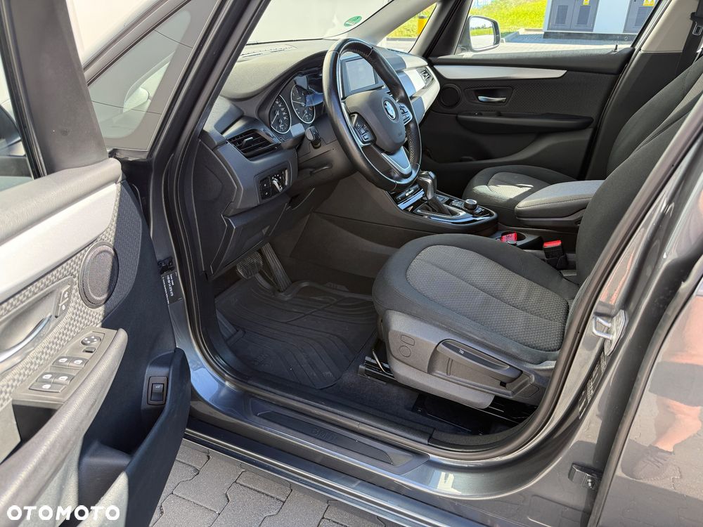 BMW Seria 2 216d Luxury Line - 16