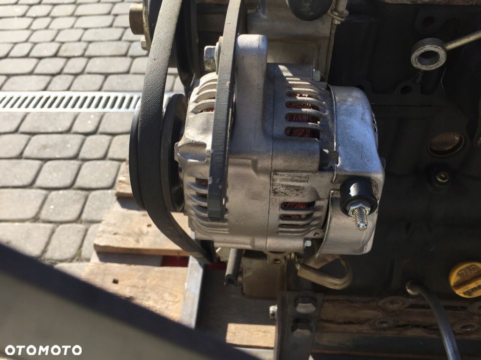 ISEKI alternator 6281 200 - 015 denso 12V - 9