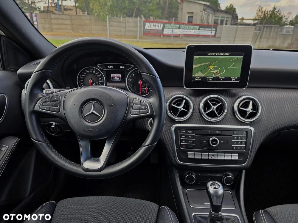 Mercedes-Benz Klasa A 160 SCORE - 11