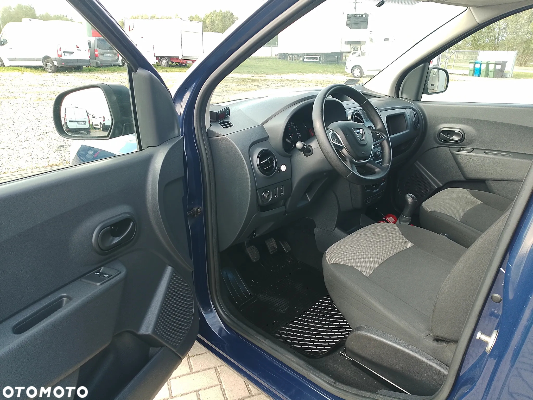 Dacia Dokker L2 Long Maxi Nowa Izoterma Chłodnia Zanotti 220V PL na stoku Pb+LPG - 17
