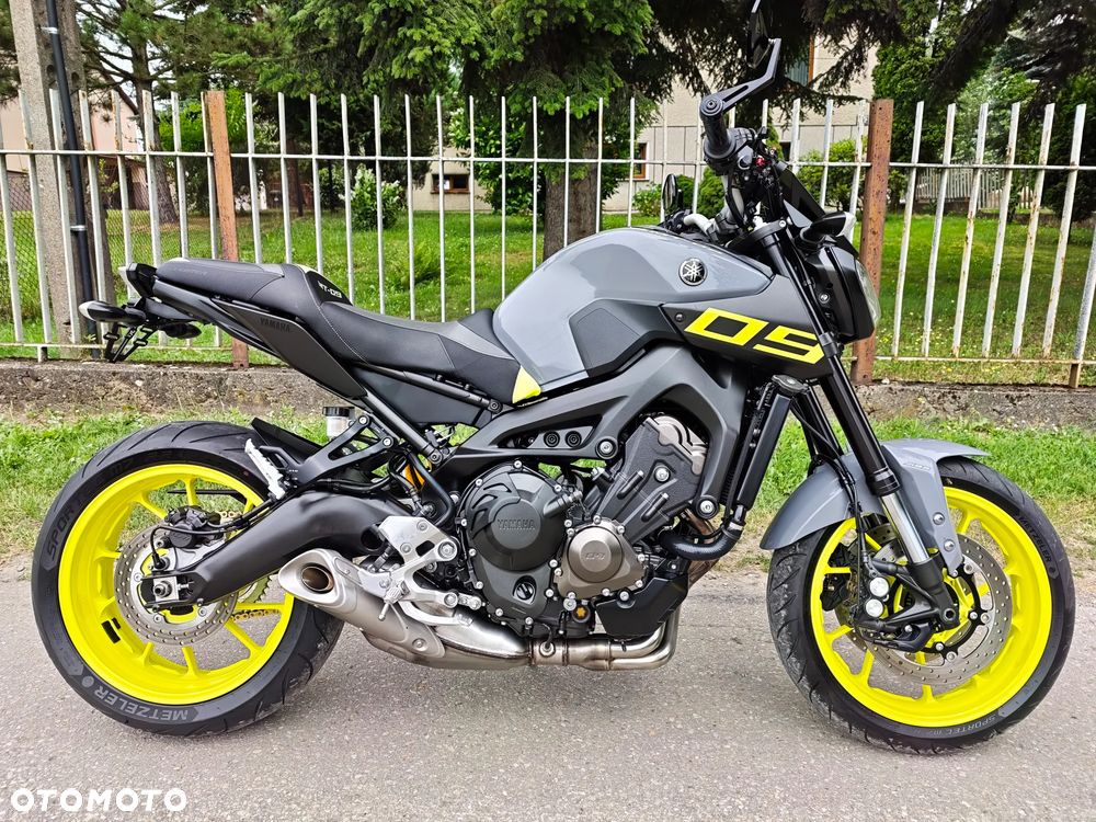 Yamaha MT - 9