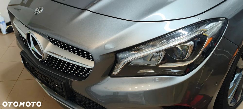Mercedes-Benz CLA 200 - 16