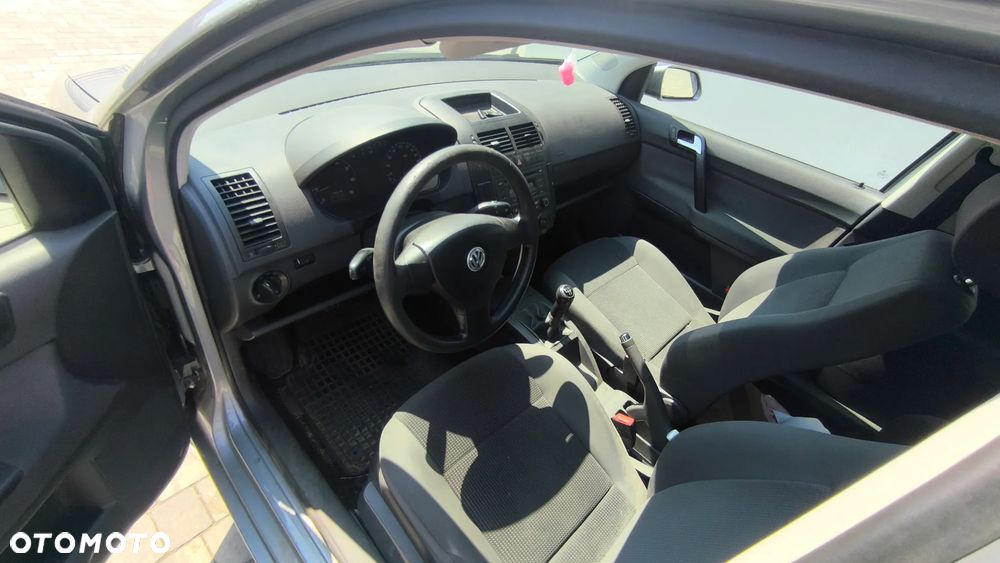 Volkswagen Polo 1.2 12V Comfortline - 4