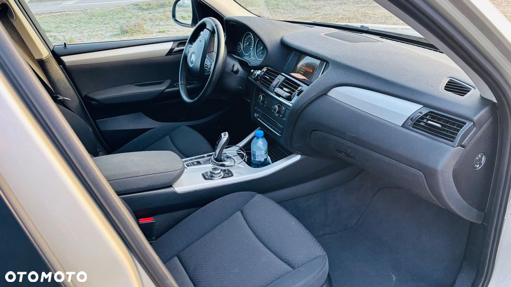 BMW X3 xDrive20d - 21