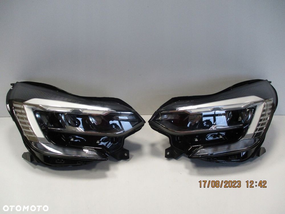 LAMPA LEWA PRZÓD PRZEDNIA FULL LED RENAULT CAPTUR II 260608054R - 1