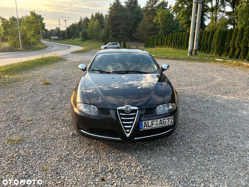 Alfa Romeo GT 1.9 JTDM DPF Quadrifoglio Verde - 2
