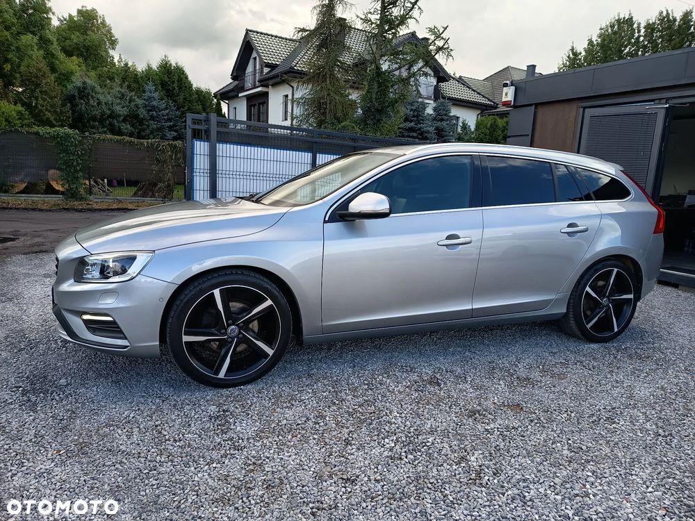 Volvo V60 D4 Geartronic RDesign - 3