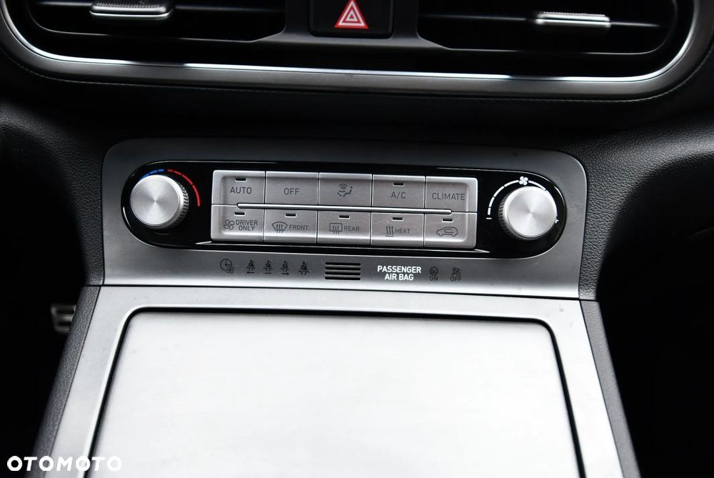 Hyundai Kona 39kWh Premium - 16