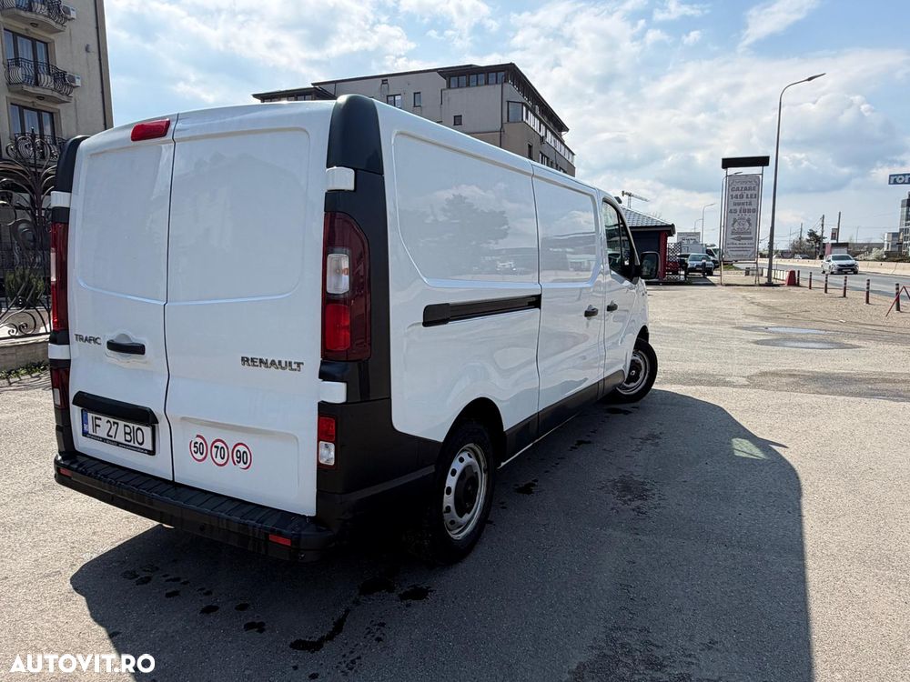 Renault Trafic - 6