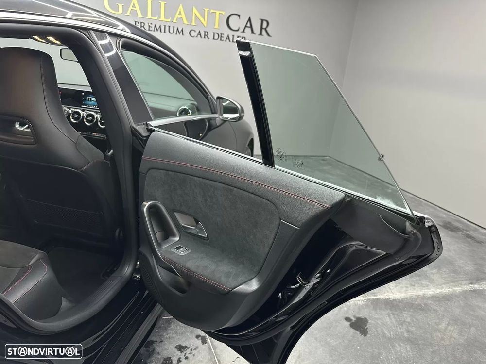 Mercedes-Benz CLA 250 e Shooting Brake AMG Line - 31