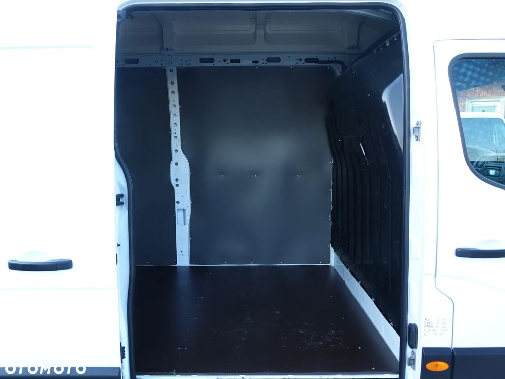 Renault Master L3H3 3-osobowy furgon najwyższy - 10