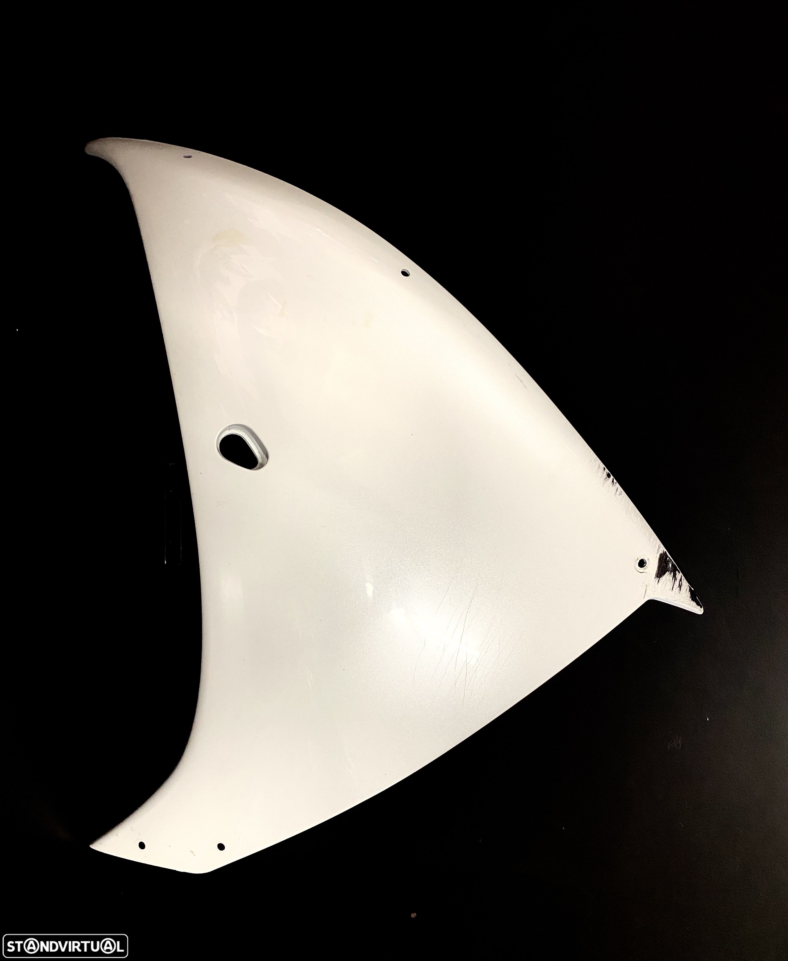 carenagem lateral esquerda yamaha yzf r1 ano 2009 - 2014 usado - 1