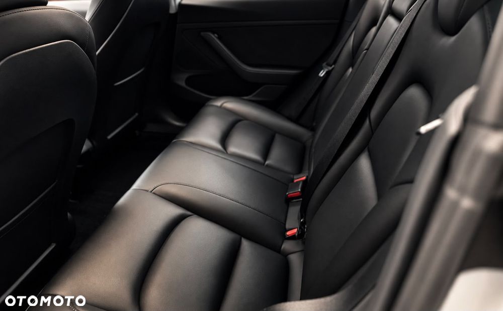 Tesla Model 3 Standard Range Plus - 13