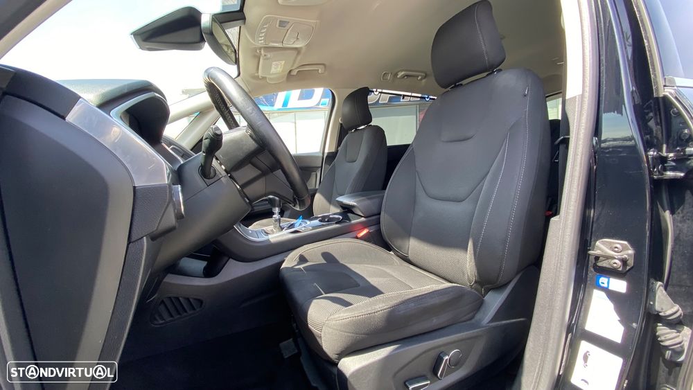 Ford S-Max 2.0 TDCi Titanium - 24