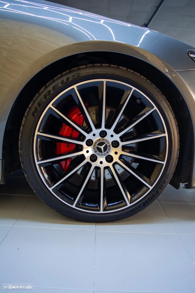 Mercedes-Benz E 220 d Coupe 9G-TRONIC Night Edition - 2