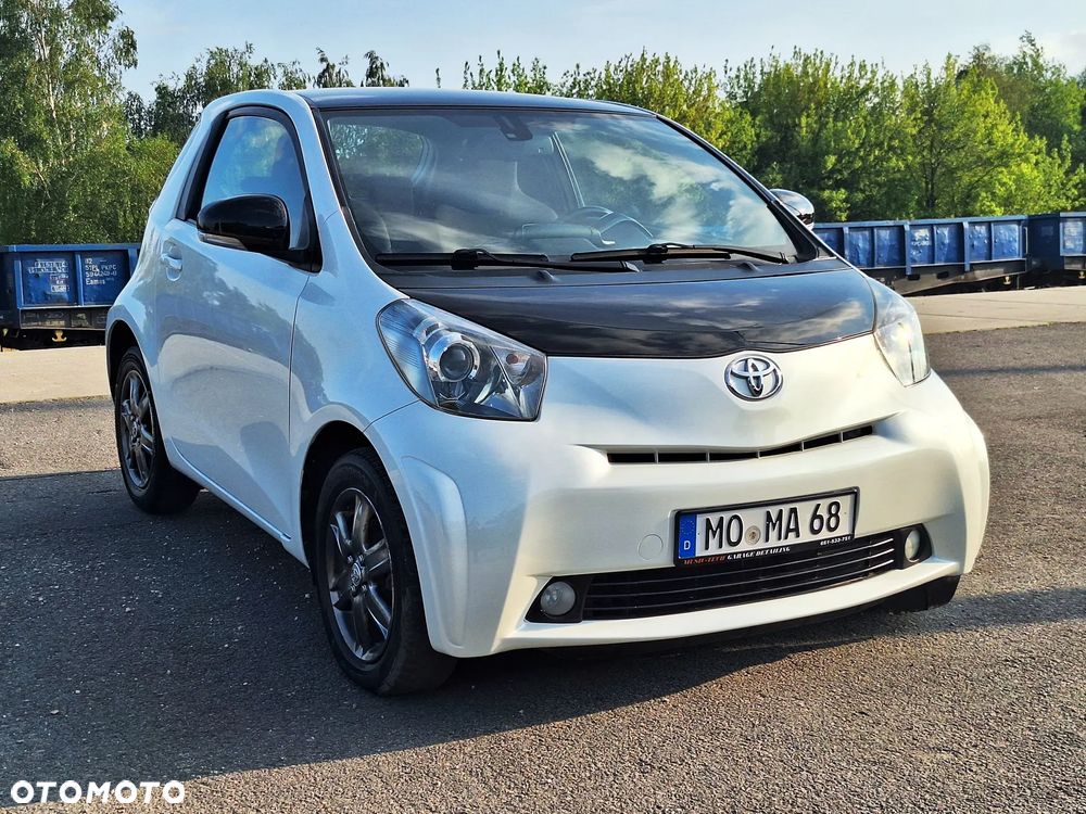 Toyota iQ 1.0 + - 28
