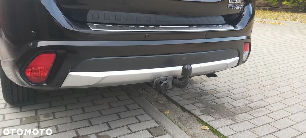 Mitsubishi Outlander - 14