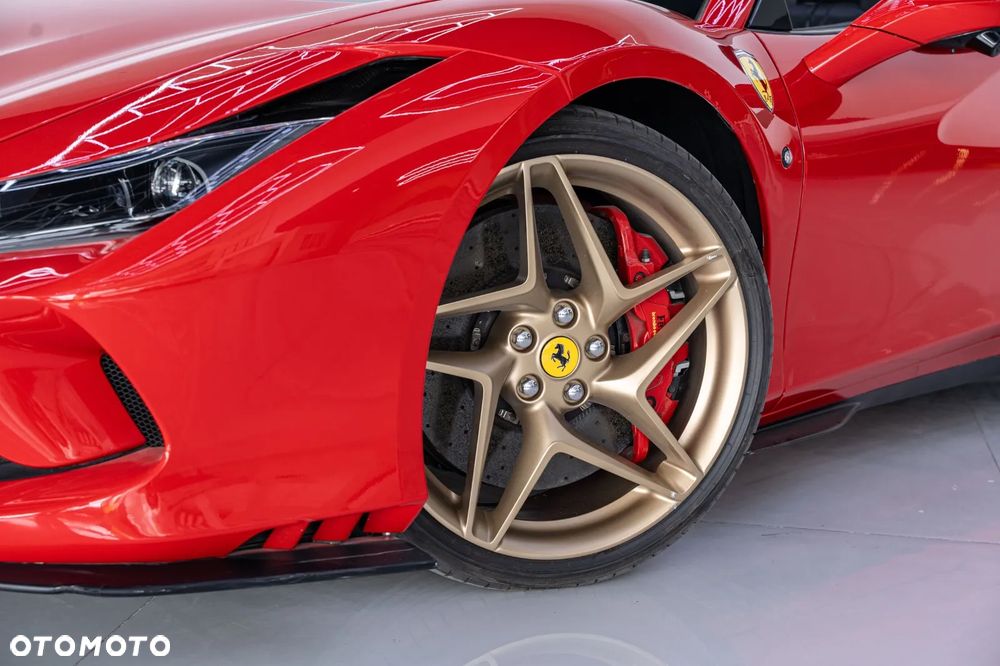 Ferrari F8 Spider 2022