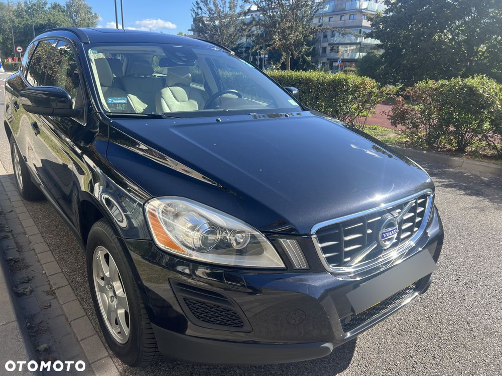 Volvo XC 60 D4 Momentum - 9