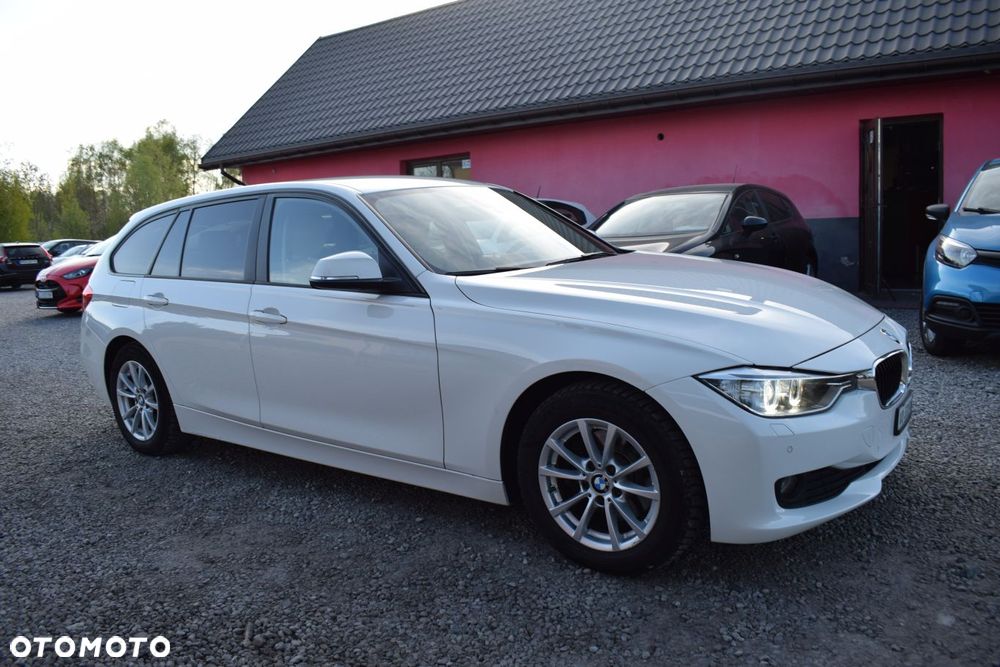BMW Seria 3 320d DPF Edition Exclusive - 5