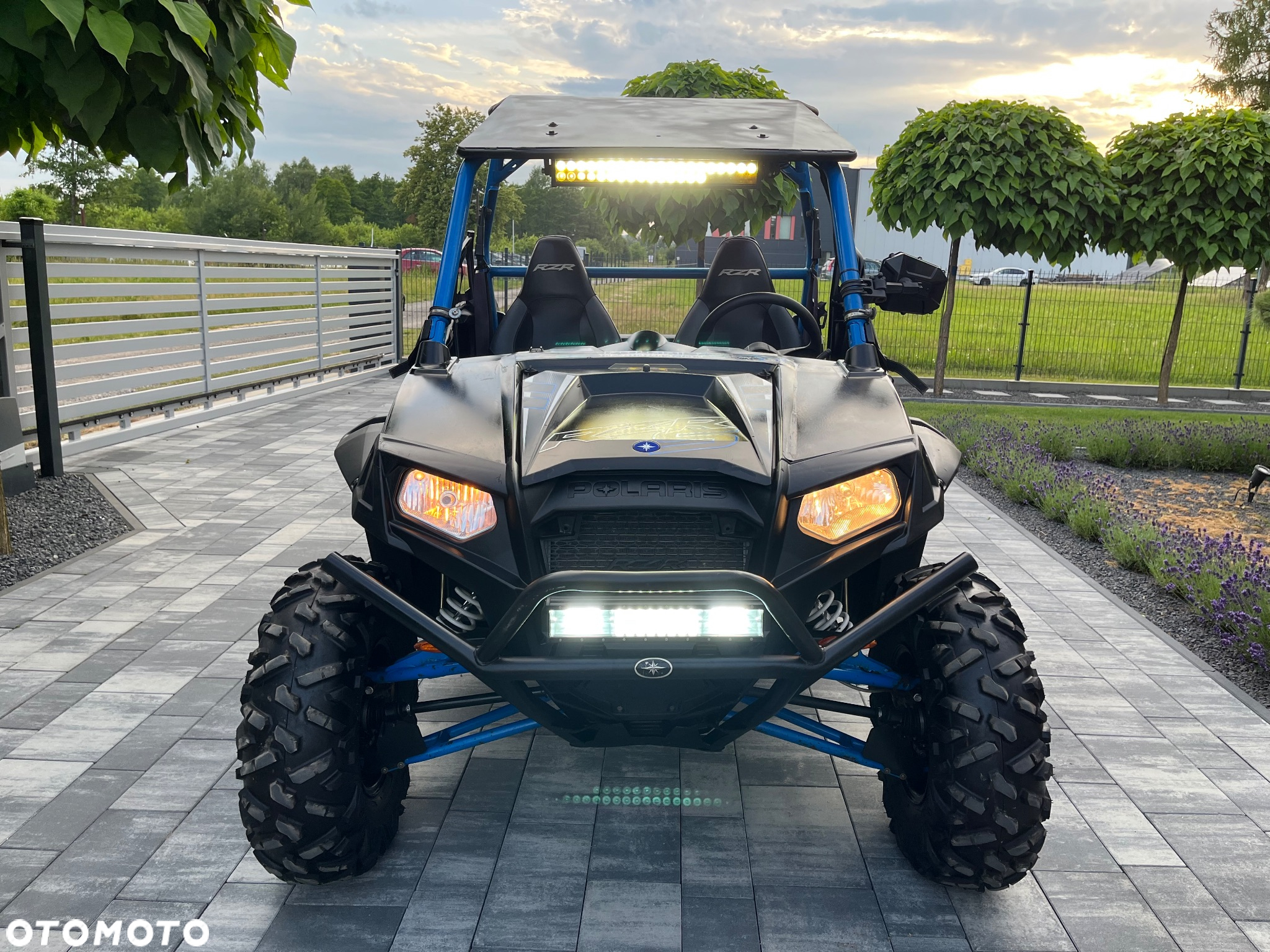 Polaris RZR