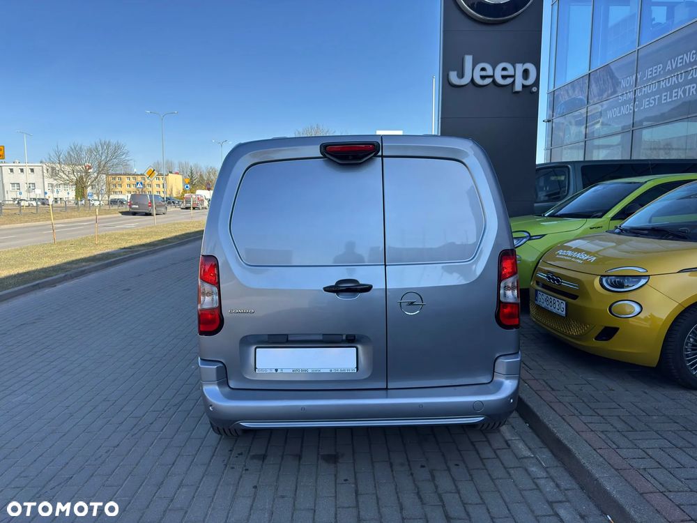Opel Combo Cargo Mtech - 10