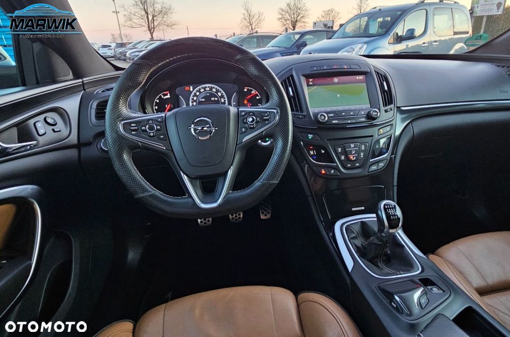 Opel Insignia - 40