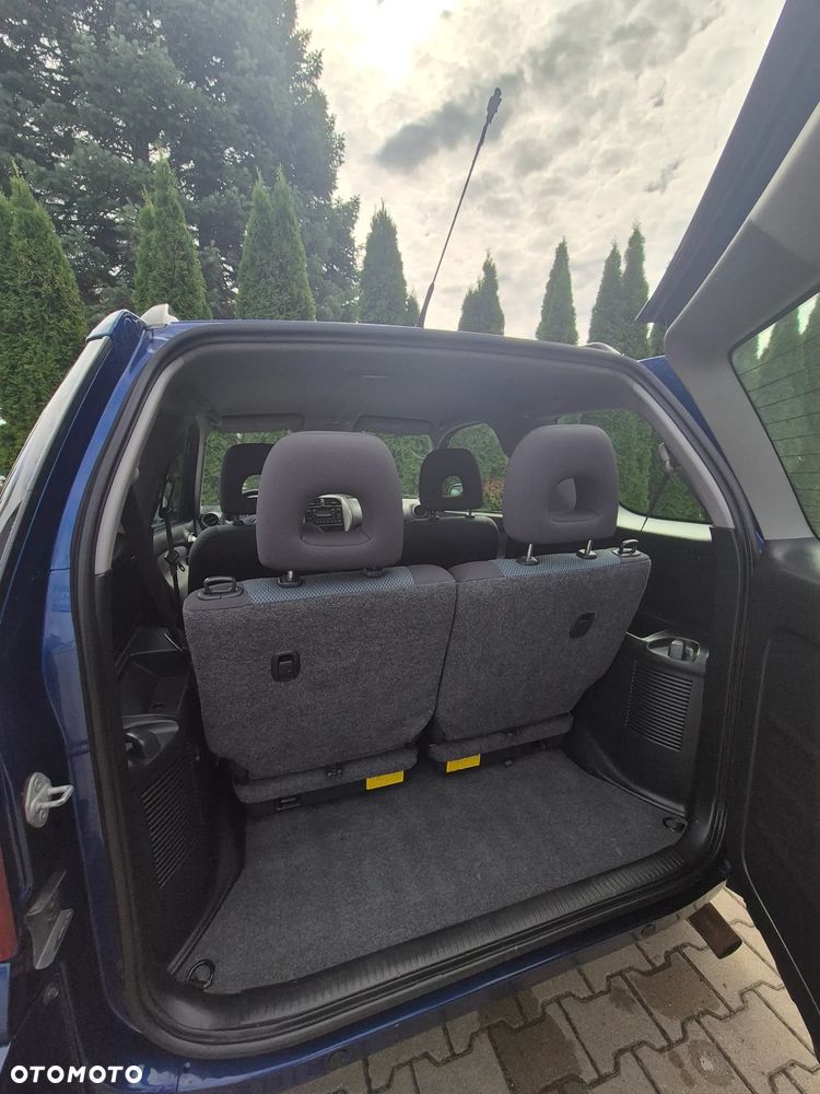 Toyota RAV4 2.0 VVT-i Sol - 11
