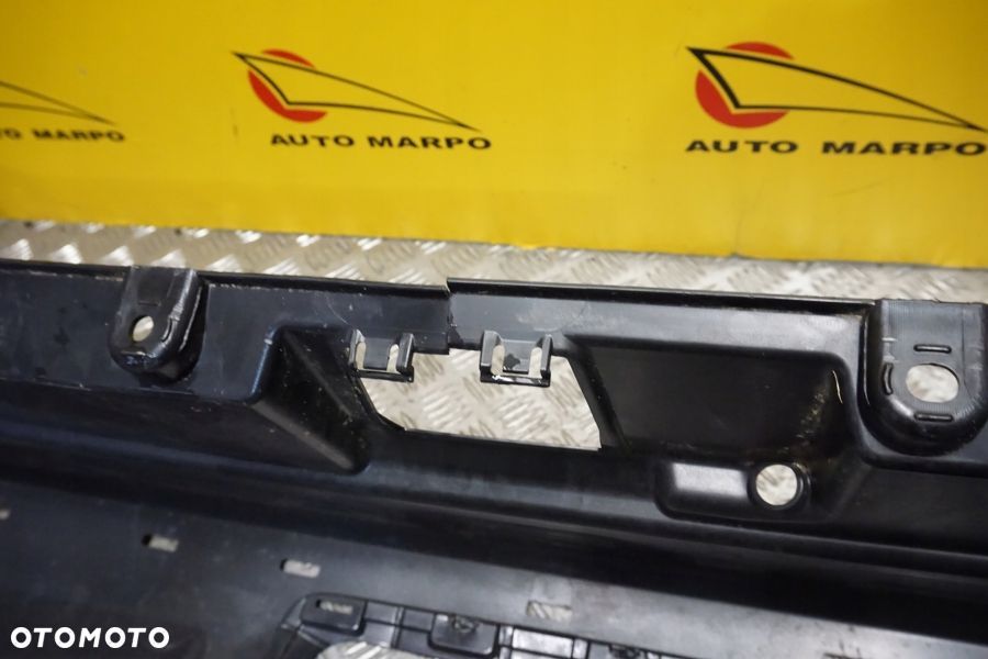 TOYOTA 4RUNNER 2014 2016 2018 2020 - Zderzak Tył Tylny USA - 14